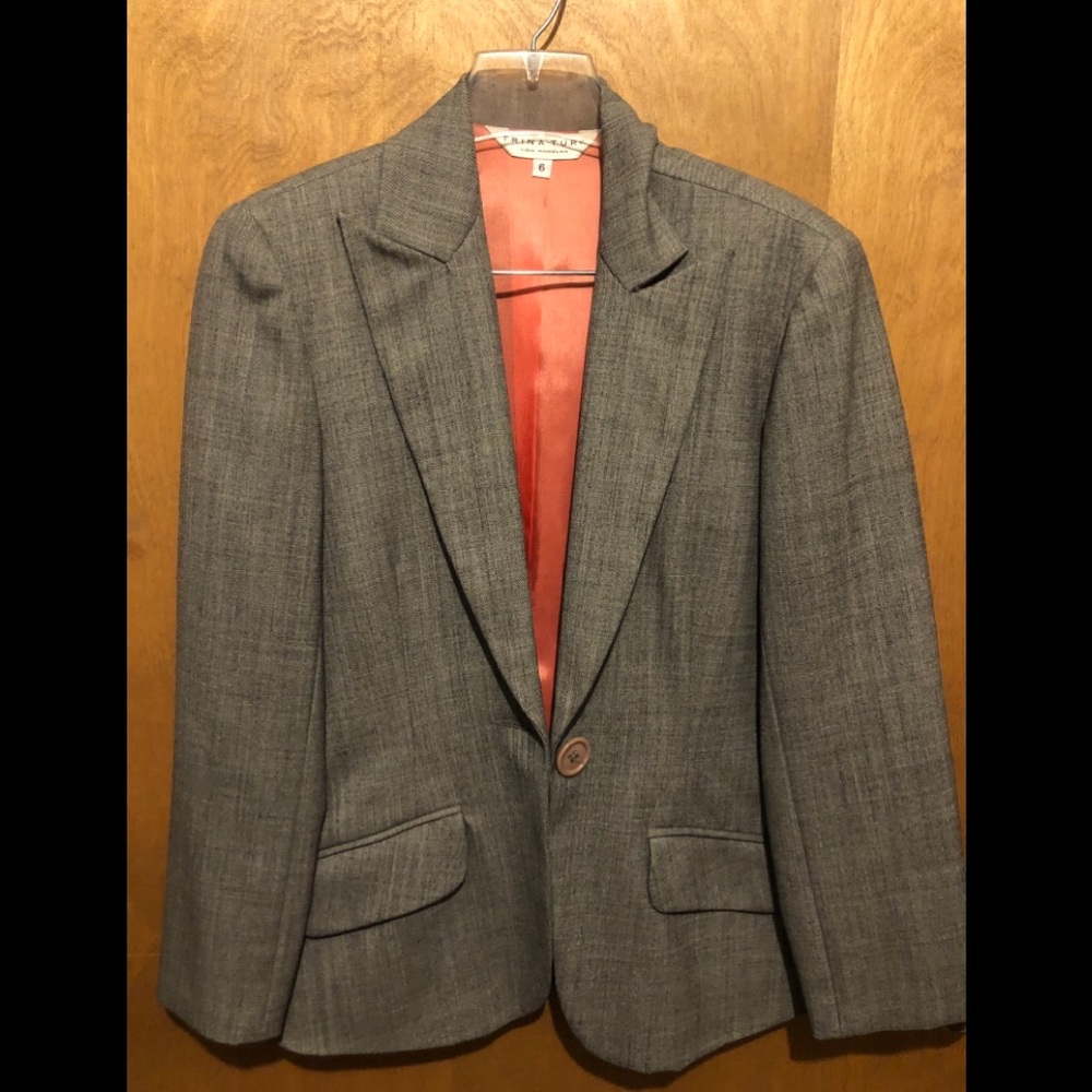 Suit skirt set
